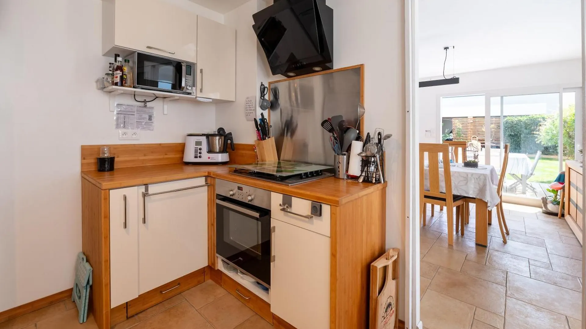 Belle Maison De Vacances Belz Holiday home